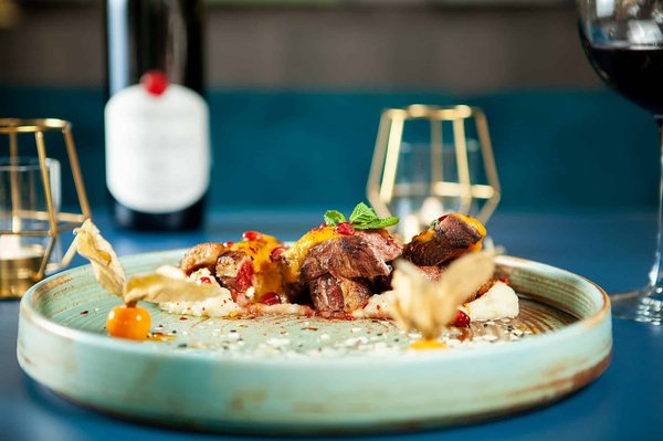 Comment préparer des plats de fête avec des produits du terroir?